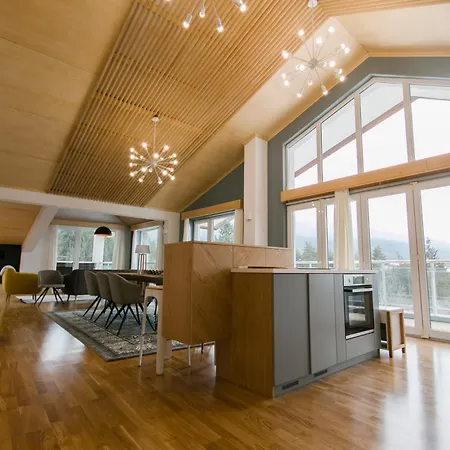 Signature Penthouse With Jacuzzi And Sauna And 4 Bedrooms 班斯科