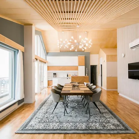 Signature Penthouse With Jacuzzi And Sauna And 4 Bedrooms In Saint George Palace *